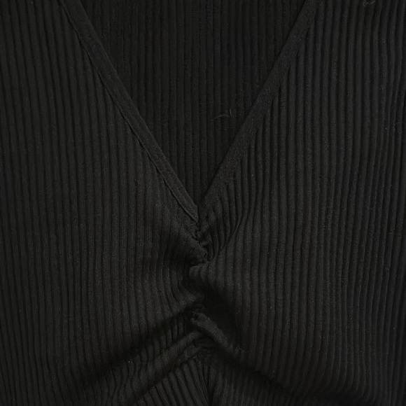 Aerie Black Ribbed V-Neck Top - Picture 5 of 8